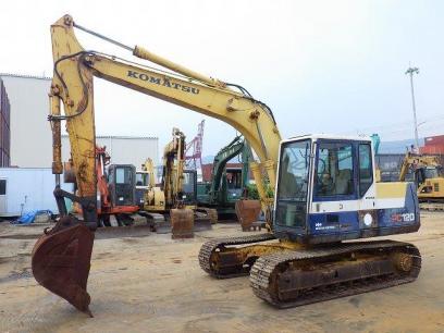 Komatsu 