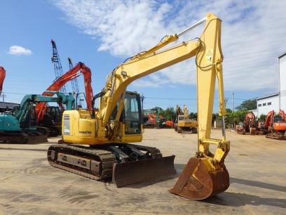 Komatsu 