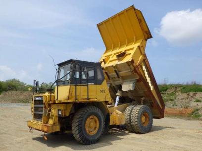 Komatsu 