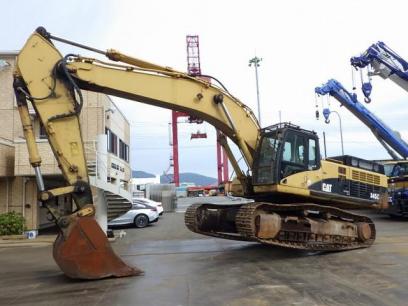 Komatsu 