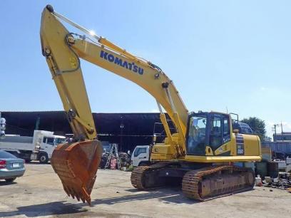 Komatsu 