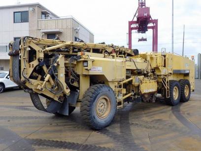Komatsu 