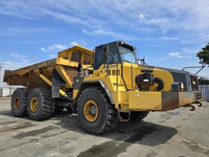 Komatsu 