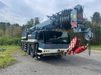 LIEBHERR 