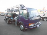 Isuzu ELF TRUCK